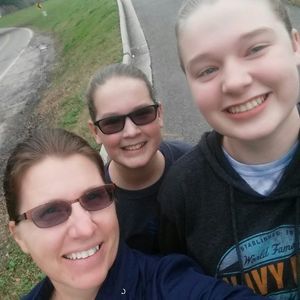 Meet your Posher, Chenoa